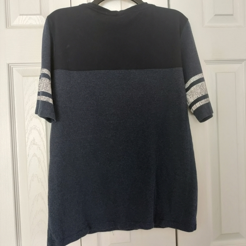 Auburn Tigers Women XL Slim Fit Jersey T-shirt Football V-neck - Picture 9 of 10